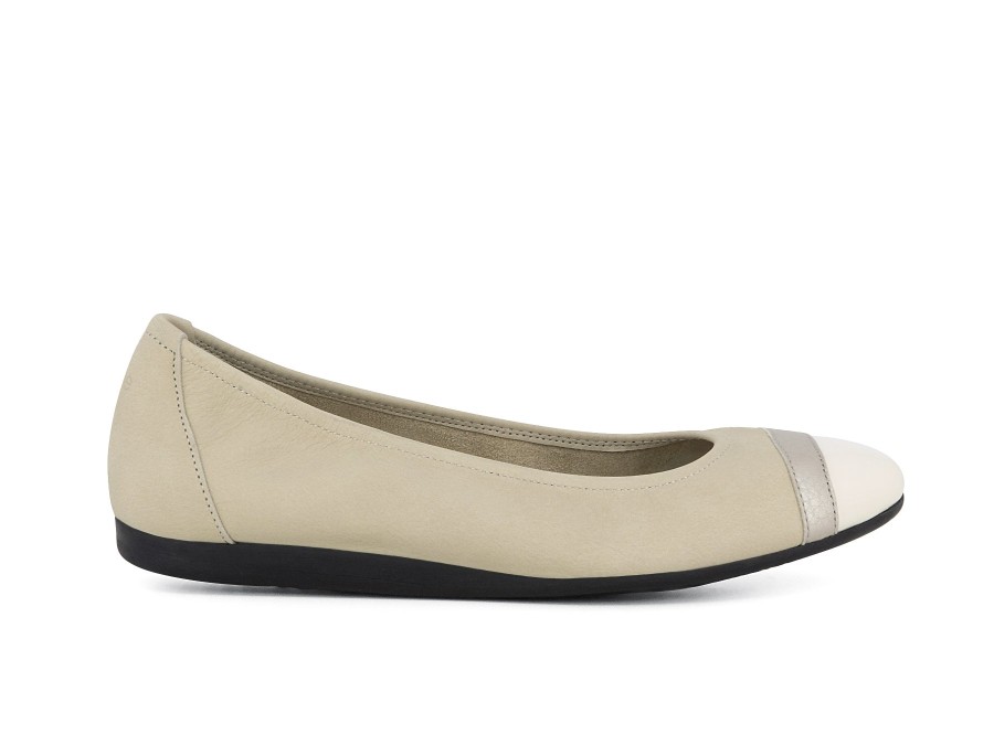 Woman ARCHE Ballerina Flats | Lamsoa Off White~White | Peter Sheppard Footwear