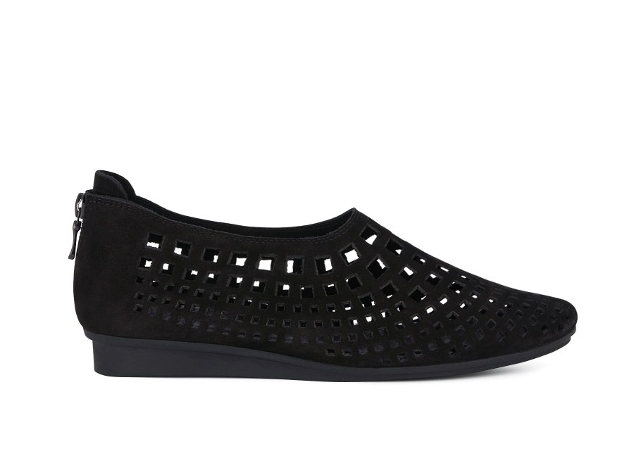 Woman ARCHE Slip-Ons | Nirick Black. | Peter Sheppard Footwear