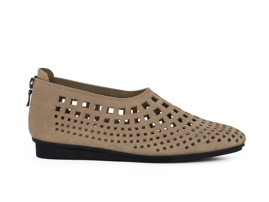 Woman ARCHE Slip-Ons | Nirick Sand | Peter Sheppard Footwear