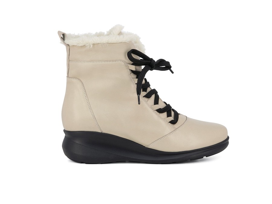 Woman PIESANTO Ankle Boots | Parnika Latte | Peter Sheppard Footwear