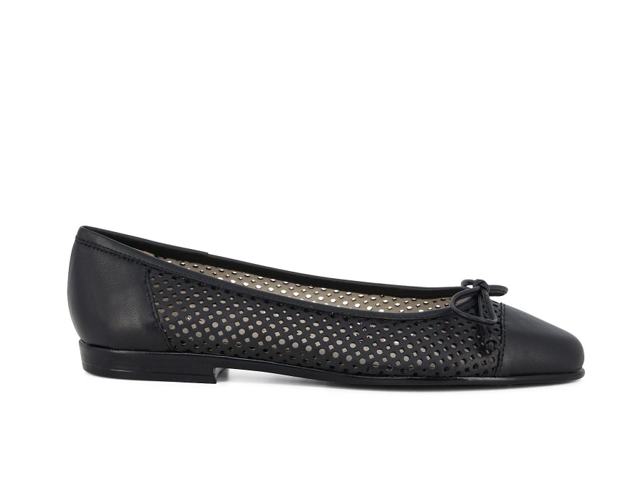 Woman AMALFI Ballerina Flats | Orvieto Black Lea | Peter Sheppard Footwear