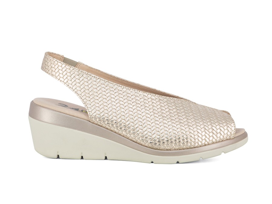 Woman 24HRS Sandals | 25656 Soft Gold | Peter Sheppard Footwear