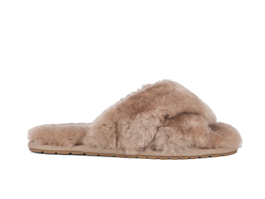 Woman EMU Slippers | Mayberry Camel | Peter Sheppard Footwear