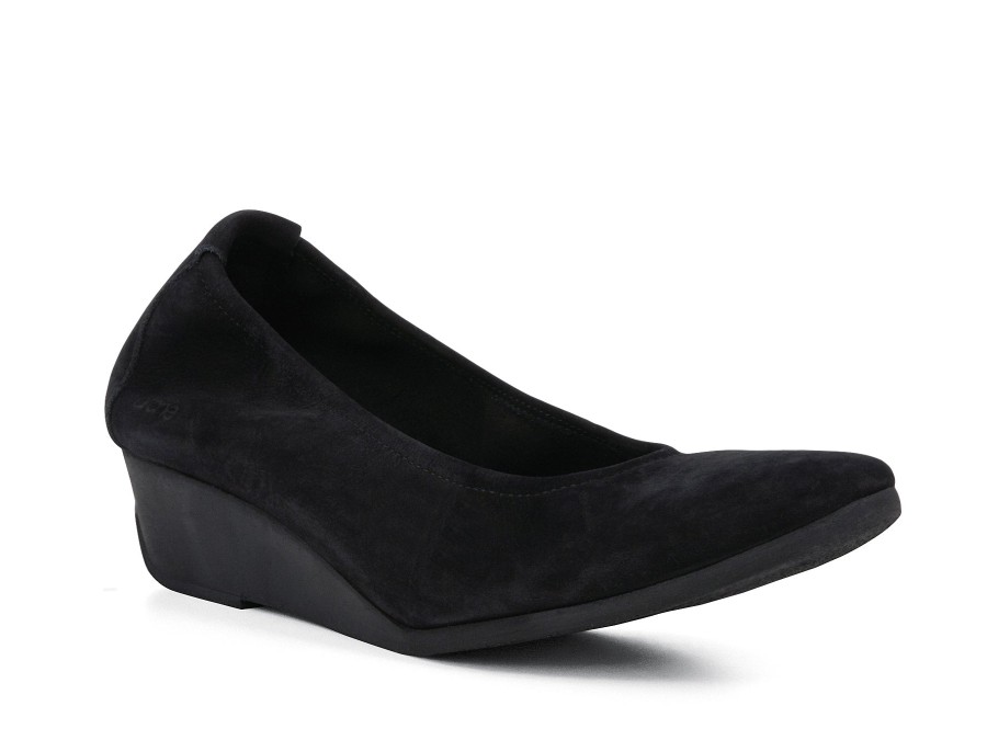 Woman ARCHE Slip-Ons | Anyako Black | Peter Sheppard Footwear