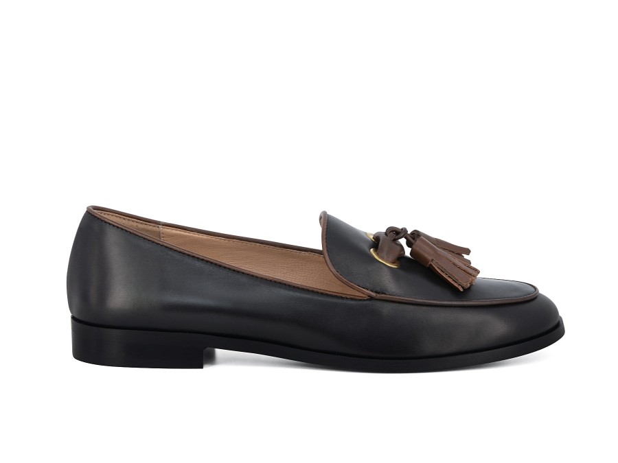 Woman STATUS Slip-Ons | Soja Black | Peter Sheppard Footwear